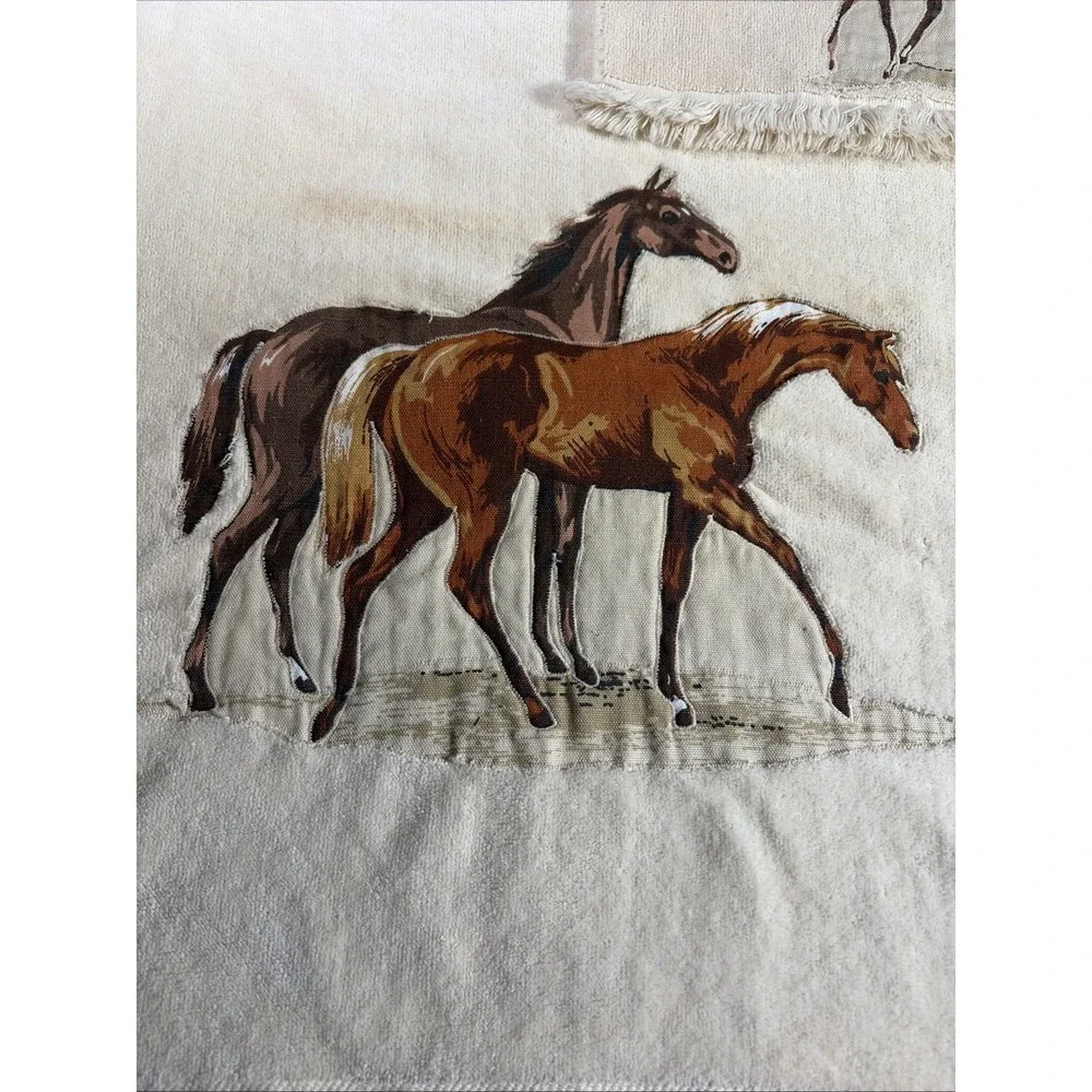Vintage Martex Bath Towel And Hand Towel Set. Horse Applique.